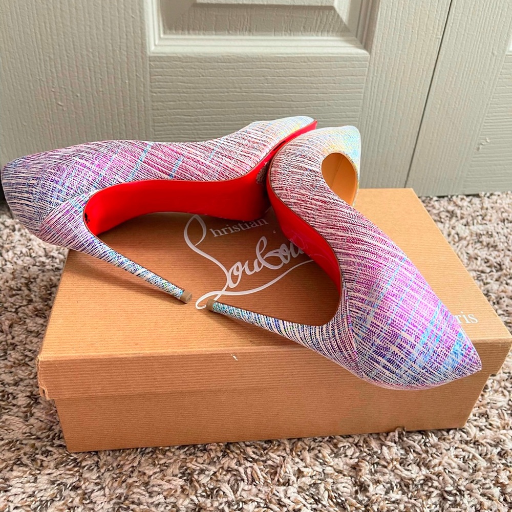 Louboutins Shoes Size 38.5 used in good condition